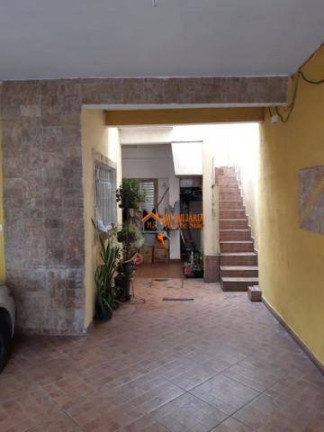 Imagem Casa com 6 Quartos à Venda, 120 m² em Vila Barros - Guarulhos Imagem Casa com 6 Quartos à Venda, 120 m² em Vila Barros - Guarulhos