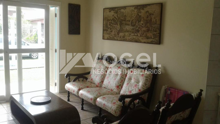 Imagem Casa com 6 Quartos à Venda, 184 m² em Centro - Capao Da Canoa Imagem Casa com 6 Quartos à Venda, 184 m² em Centro - Capao Da Canoa