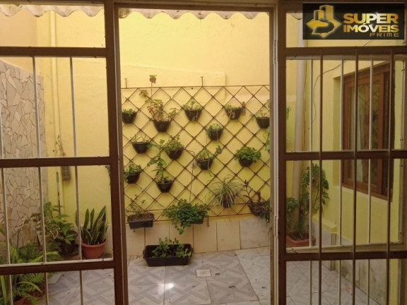 Imagem Casa com 2 Quartos à Venda, 145 m² em Centro - Pelotas