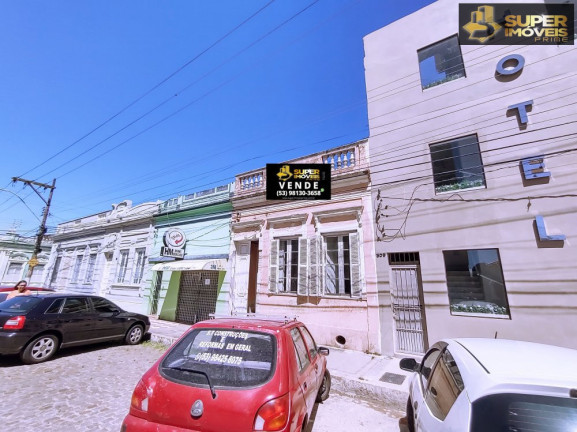 Imagem Casa com 5 Quartos à Venda, 235 m² em Centro - Pelotas Imagem Casa com 5 Quartos à Venda, 235 m² em Centro - Pelotas