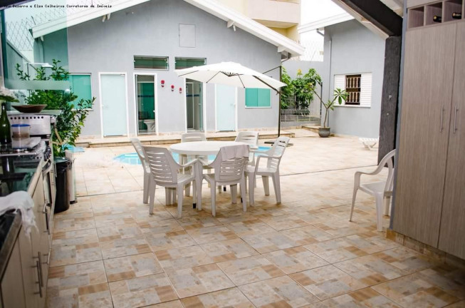 Imagem Casa com 3 Quartos à Venda, 271 m² em Piracangaguá - Taubaté Imagem Casa com 3 Quartos à Venda, 271 m² em Piracangaguá - Taubaté