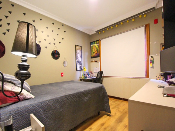 Imagem Imóvel com 4 Quartos à Venda, 195 m² em Chácara Das Pedras - Porto Alegre Imagem Imóvel com 4 Quartos à Venda, 195 m² em Chácara Das Pedras - Porto Alegre
