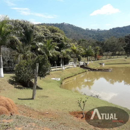 Imagem Chácara com 8 Quartos à Venda, 600 m² em Centro - Piracaia