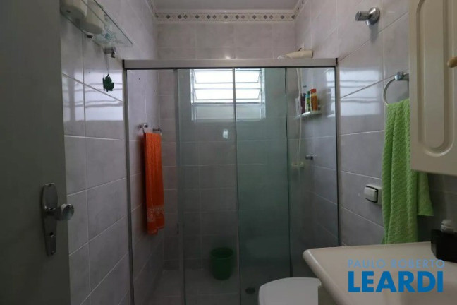 Imagem Casa com 3 Quartos para Alugar, 200 m² em Jardim Cristiane - Santo André Imagem Casa com 3 Quartos para Alugar, 200 m² em Jardim Cristiane - Santo André