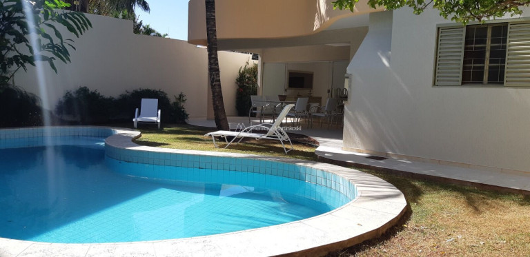 Imagem Casa com 3 Quartos à Venda, 277 m² em Vivendas Do Bosque - Campo Grande