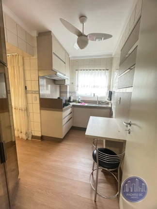 Imagem Apartamento com 3 Quartos para Alugar, 188 m² em Centro - Balneário Camboriú Imagem Apartamento com 3 Quartos para Alugar, 188 m² em Centro - Balneário Camboriú