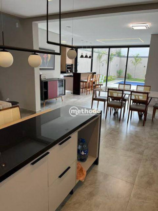 Imagem Casa com 3 Quartos à Venda, 290 m² em Swiss Park - Campinas Imagem Casa com 3 Quartos à Venda, 290 m² em Swiss Park - Campinas