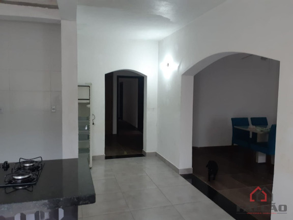 Imagem Casa com 4 Quartos à Venda, 471 m² em Jardim Virginia - Guarujá Imagem Casa com 4 Quartos à Venda, 471 m² em Jardim Virginia - Guarujá