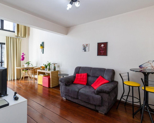 Imagem Flat com 1 Quarto à Venda, 51 m² em Moema - São Paulo Imagem Flat com 1 Quarto à Venda, 51 m² em Moema - São Paulo