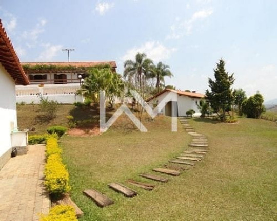 Imóvel Comercial à Venda, 400 m² em Bairro Do Cedro - Cunha