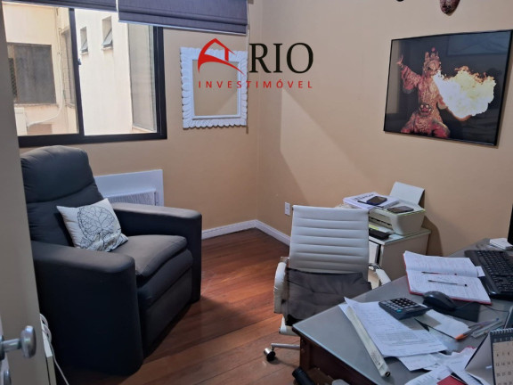 Imagem Imóvel com 4 Quartos à Venda, 200 m² em Recreio Dos Bandeirantes - Rio De Janeiro Imagem Imóvel com 4 Quartos à Venda, 200 m² em Recreio Dos Bandeirantes - Rio De Janeiro