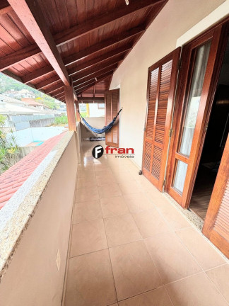 Imagem Casa com 5 Quartos à Venda, 290 m² em Córrego Grande - Florianópolis