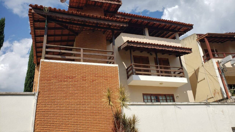 Imagem Casa com 3 Quartos à Venda, 220 m² em Jardim Das Flores - Atibaia Imagem Casa com 3 Quartos à Venda, 220 m² em Jardim Das Flores - Atibaia