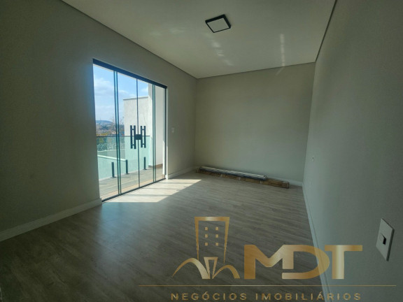 Imagem Casa com 4 Quartos à Venda, 209 m² em Planalto - Belo Horizonte Imagem Casa com 4 Quartos à Venda, 209 m² em Planalto - Belo Horizonte