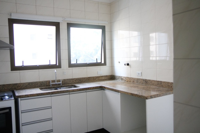 Imagem Apartamento com 3 Quartos à Venda, 243 m² em Vila Suzana - São Paulo Imagem Apartamento com 3 Quartos à Venda, 243 m² em Vila Suzana - São Paulo