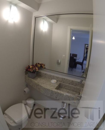 Imagem Apartamento com 4 Quartos para Temporada, 180 m² em Centro - Balneário Camboriú Imagem Apartamento com 4 Quartos para Temporada, 180 m² em Centro - Balneário Camboriú