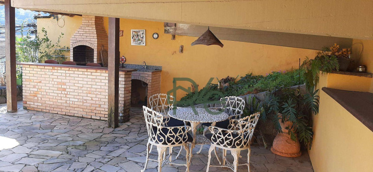 Imagem Casa com 4 Quartos à Venda, 230 m² em Parque Das Palmeiras - Angra Dos Reis Imagem Casa com 4 Quartos à Venda, 230 m² em Parque Das Palmeiras - Angra Dos Reis