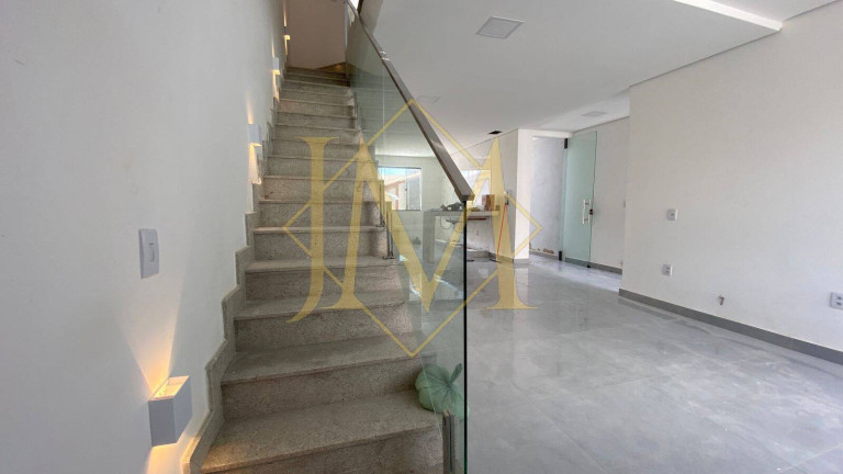 Imagem Casa com 3 Quartos à Venda, em Giovanini - Coronel Fabriciano Imagem Casa com 3 Quartos à Venda, em Giovanini - Coronel Fabriciano