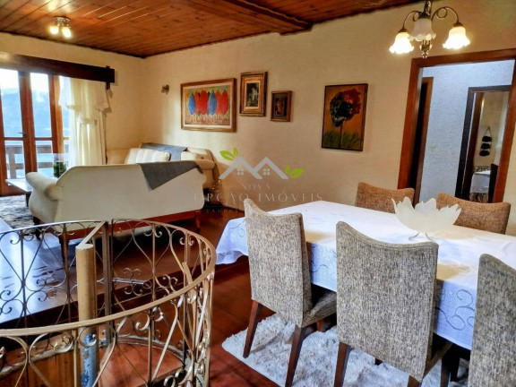 Imagem Casa com 4 Quartos à Venda, 300 m² em Jardim Márcia - Campos Do Jordão Imagem Casa com 4 Quartos à Venda, 300 m² em Jardim Márcia - Campos Do Jordão