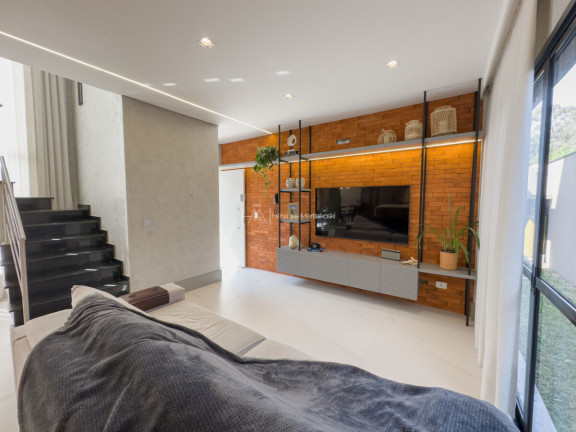 Imagem Casa com 3 Quartos à Venda, 179 m² em São Lourenço - Curitiba