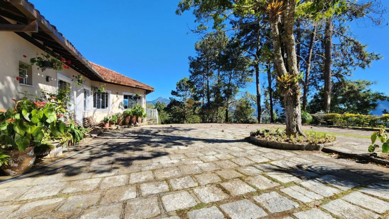 Imagem Casa com 5 Quartos à Venda, 376 m² em Albuquerque - Teresópolis Imagem Casa com 5 Quartos à Venda, 376 m² em Albuquerque - Teresópolis