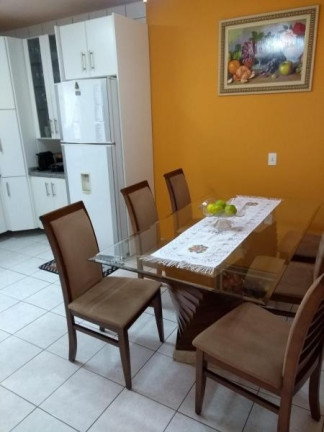Imagem Sobrado com 3 Quartos à Venda, 170 m² em Capão Da Imbuia - Curitiba