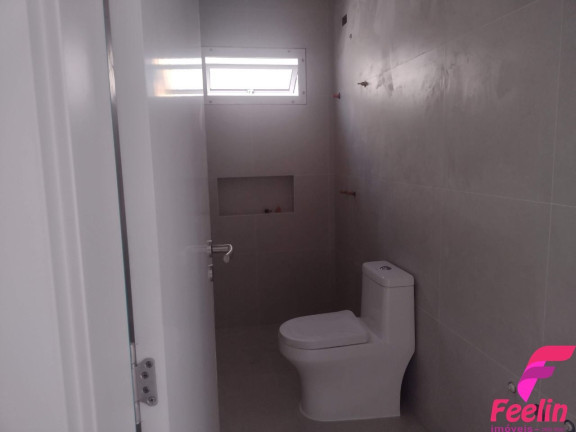 Imagem Casa com 3 Quartos à Venda, 178 m² em Campeche - Florianópolis Imagem Casa com 3 Quartos à Venda, 178 m² em Campeche - Florianópolis