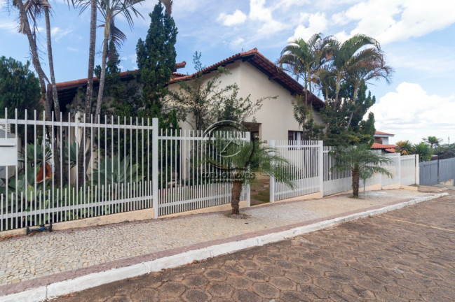 Imagem Casa com 6 Quartos à Venda, 620 m² em Jardim Botânico - Brasília Imagem Casa com 6 Quartos à Venda, 620 m² em Jardim Botânico - Brasília