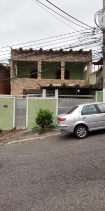 Casa com 3 Quartos à Venda, 131 m² em Vila Centenário - Duque De Caxias
