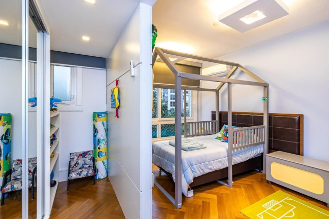 Imagem Apartamento com 3 Quartos à Venda, 223 m² em Bela Vista - Porto Alegre Imagem Apartamento com 3 Quartos à Venda, 223 m² em Bela Vista - Porto Alegre
