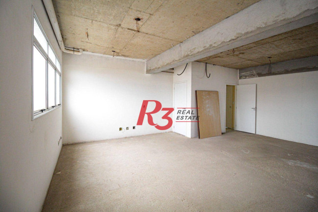 Sala Comercial à Venda ou Locação, 84 m² em Macuco - Santos