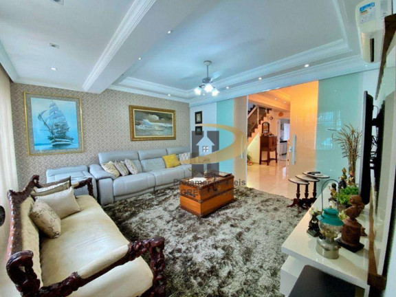 Sobrado com 4 Quartos à Venda, 218 m² em Boqueirão - Santos