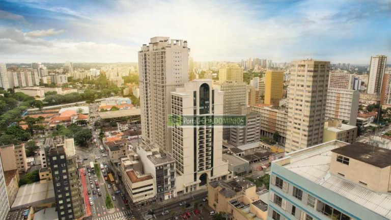 Imagem Loja à Venda, 750 m² em Centro - Curitiba Imagem Loja à Venda, 750 m² em Centro - Curitiba