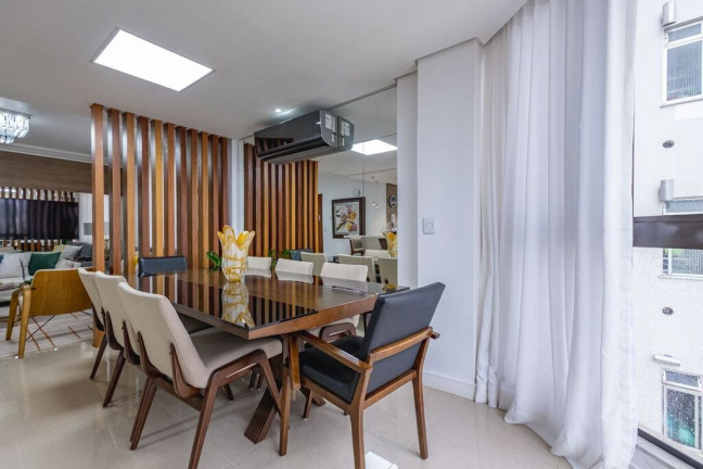 Imagem Apartamento com 3 Quartos à Venda, 114 m² em Centro - Florianópolis Imagem Apartamento com 3 Quartos à Venda, 114 m² em Centro - Florianópolis
