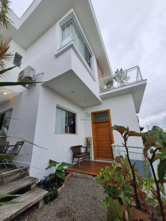 Imagem Casa com 3 Quartos à Venda, 216 m² em Camboinhas - Niterói Imagem Casa com 3 Quartos à Venda, 216 m² em Camboinhas - Niterói