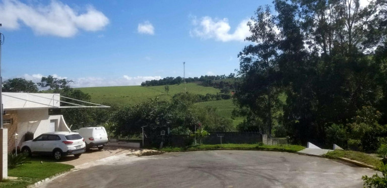 Imagem Imóvel com 3 Quartos à Venda, em Centro - Bragança Paulista Imagem Imóvel com 3 Quartos à Venda, em Centro - Bragança Paulista