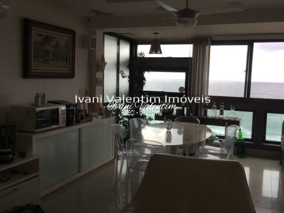Imagem Apartamento com 4 Quartos à Venda, 220 m² em Barra Da Tijuca - Rio De Janeiro
