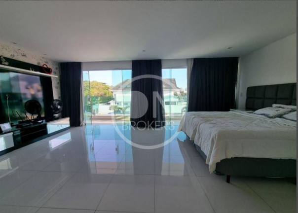 Imagem Casa com 4 Quartos à Venda, 390 m² em Vargem Grande - Rio De Janeiro Imagem Casa com 4 Quartos à Venda, 390 m² em Vargem Grande - Rio De Janeiro