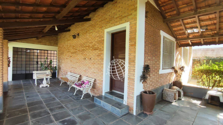 Imagem Chácara com 3 Quartos à Venda, 167 m² em Jardim Estância Brasil - Atibaia Imagem Chácara com 3 Quartos à Venda, 167 m² em Jardim Estância Brasil - Atibaia