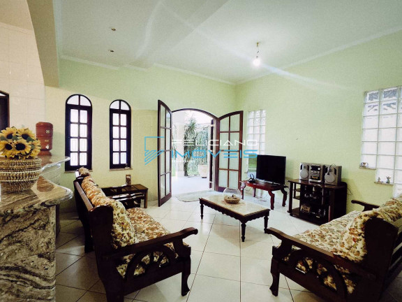 Casa com 3 Quartos à Venda, 200 m² em Canto Do Forte - Praia Grande