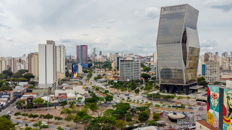 Sala Comercial à Venda, 219 m² em Pinheiros - São Paulo