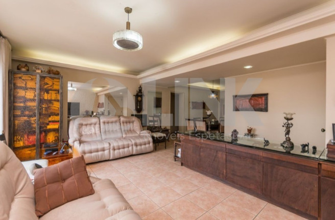 Imagem Apartamento com 3 Quartos à Venda, 130 m² em Moinhos De Vento - Porto Alegre Imagem Apartamento com 3 Quartos à Venda, 130 m² em Moinhos De Vento - Porto Alegre