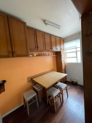 Imagem Imóvel com 3 Quartos à Venda, 122 m² em Auxiliadora - Porto Alegre Imagem Imóvel com 3 Quartos à Venda, 122 m² em Auxiliadora - Porto Alegre