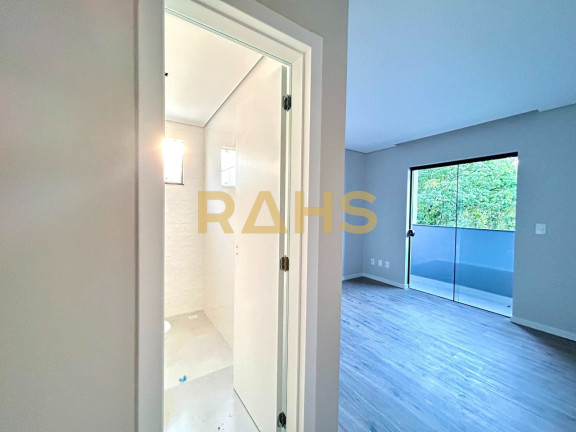 Imagem Apartamento com 2 Quartos à Venda, 62 m² em Costa E Silva - Joinville