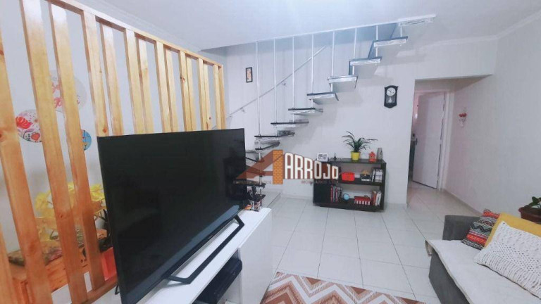 Imagem Sobrado com 2 Quartos à Venda, 118 m² em Ermelino Matarazzo - São Paulo Imagem Sobrado com 2 Quartos à Venda, 118 m² em Ermelino Matarazzo - São Paulo