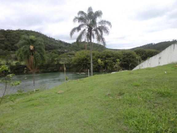Imagem Terreno à Venda, 852 m² em Angola - Santa Branca