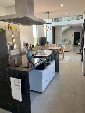Imagem Sobrado com 4 Quartos à Venda, 304 m² em Caguaçu - Sorocaba Imagem Sobrado com 4 Quartos à Venda, 304 m² em Caguaçu - Sorocaba