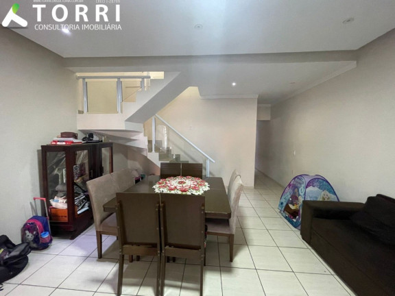 Imagem Sobrado com 3 Quartos à Venda, 221 m² em Jardim Santa Catarina - Sorocaba Imagem Sobrado com 3 Quartos à Venda, 221 m² em Jardim Santa Catarina - Sorocaba