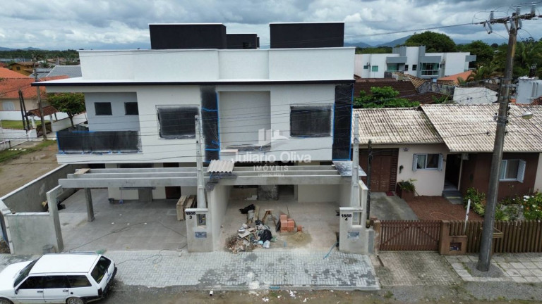 Sobrado à Venda, 103 m² em Barra Do Sai - Itapoá