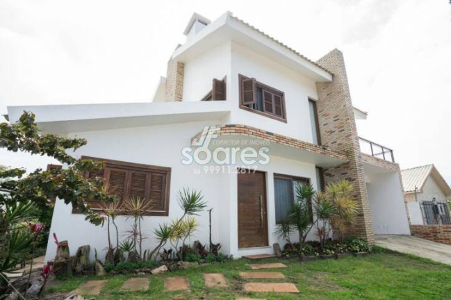 Imagem Sobrado com 5 Quartos à Venda, 390 m² em Laranjal - Pelotas Imagem Sobrado com 5 Quartos à Venda, 390 m² em Laranjal - Pelotas
